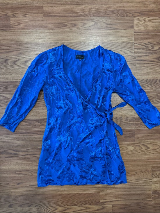 MAJORELLE Dresses & Skirts - Majorelle Blue Floral Jacquard Wrap Mini Dress | Size Medium